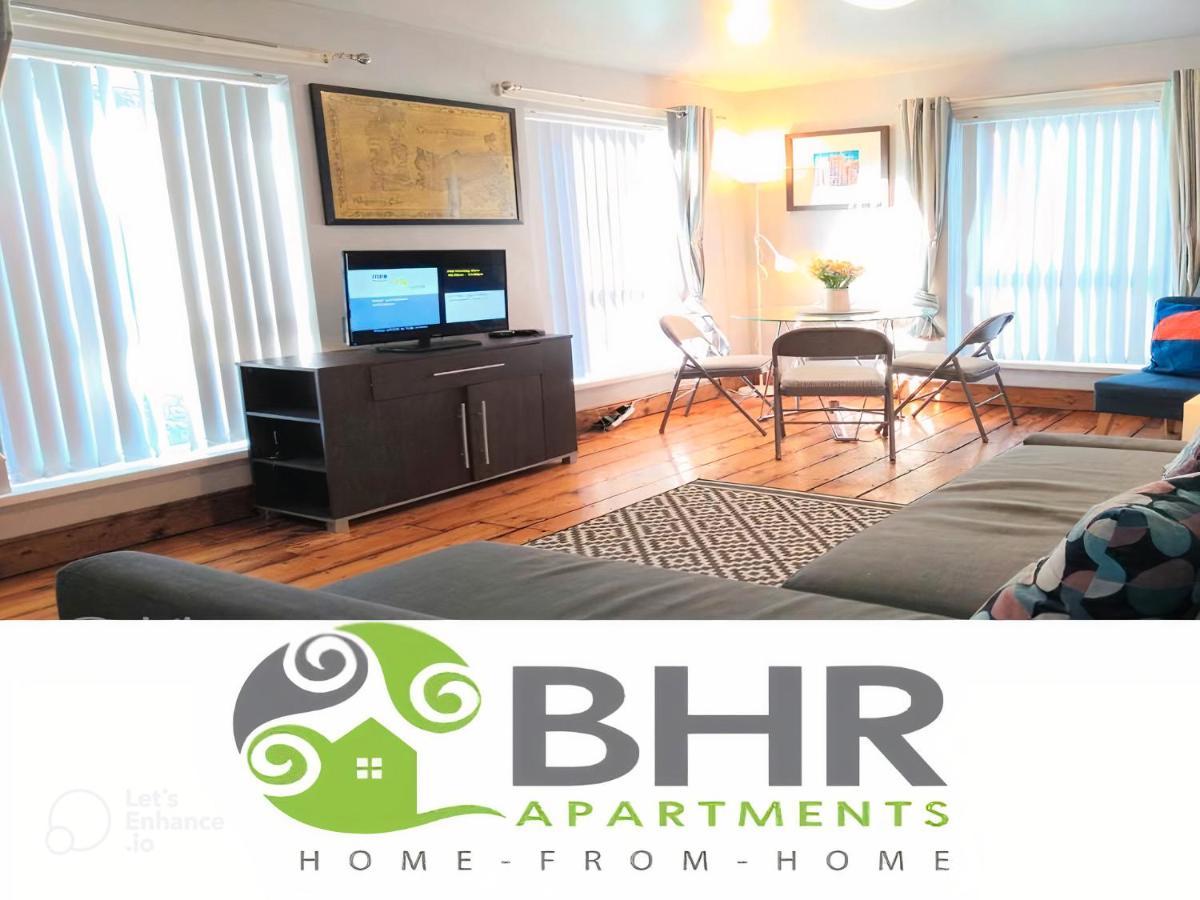 Perfect Central City Location - Parking - 3 Beds - 2 Bedrooms Belfast Esterno foto