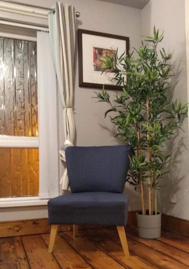 Perfect Central City Location - Parking - 3 Beds - 2 Bedrooms Belfast Esterno foto